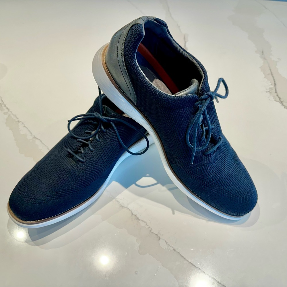Rockport Navy Blue Men’s Leisure Shoe SZ 11.5